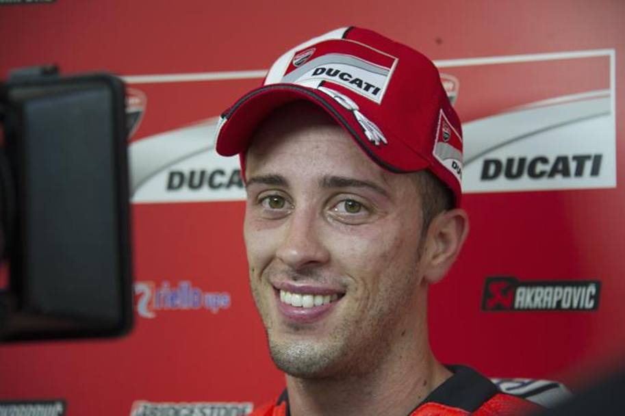 Andrea Dovizioso sorride: con la sua Ducati  stato il pi vicino al leader Lorenzo. Getty